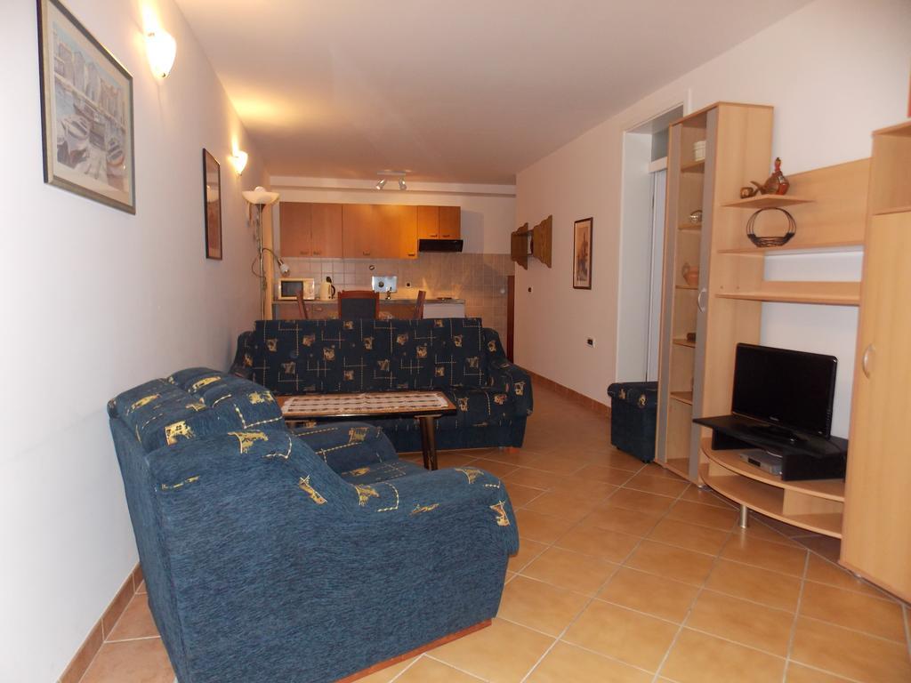 Apartments Sonja Opatija Luaran gambar
